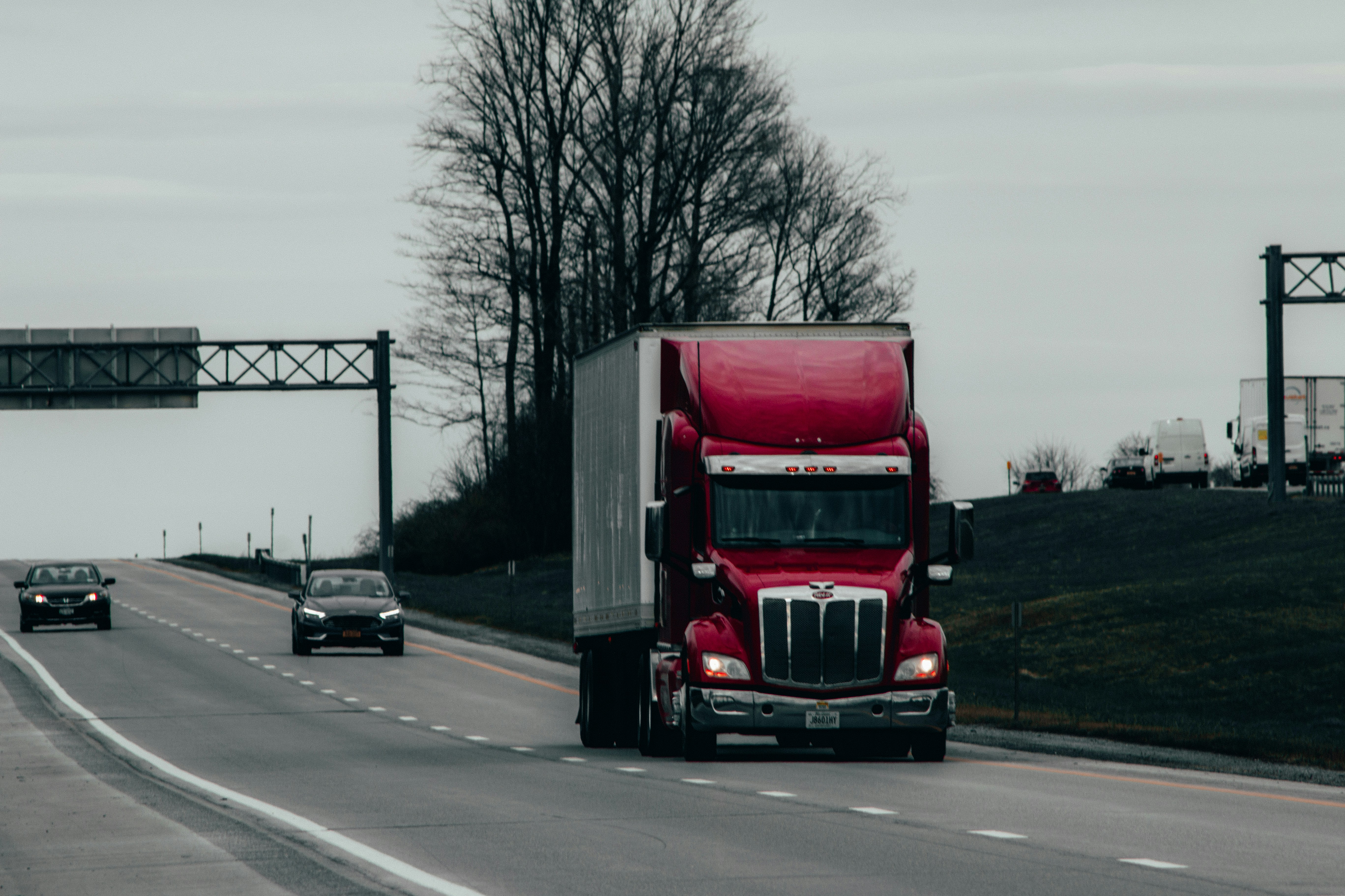 How do Truck Accidents Differ From Regular Car Accidents?